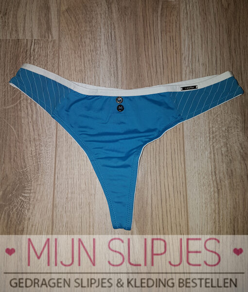 Blauwe merkstring met knoopjes