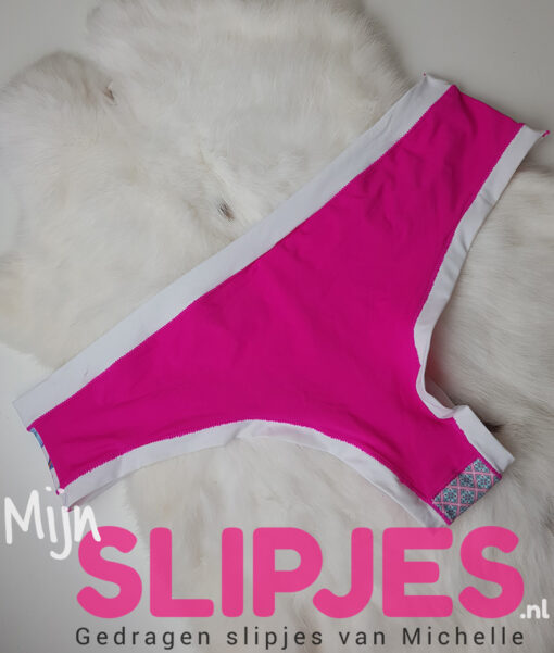 Mijn hotpants lekker zacht en zomers - gedragen voor jou - Afbeelding 3